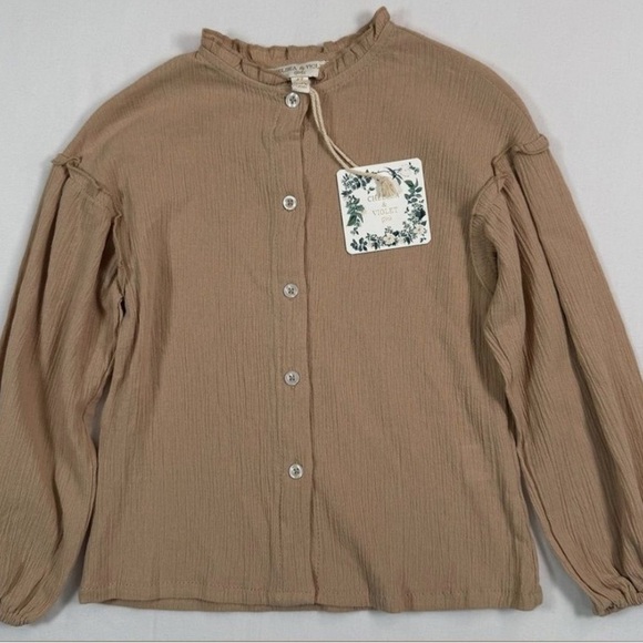 Chelsea & Violet Other - Chelsea & Violet Light Brown Button-Up Blouse